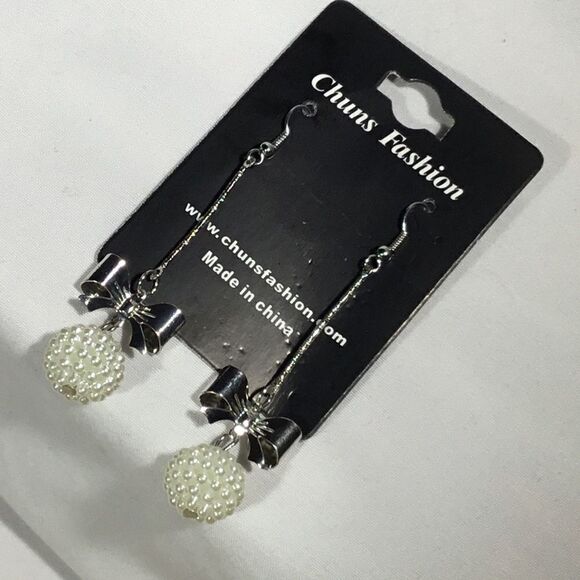 Holiday Style Dangle Earrings (UC3) - Picture 2 of 4